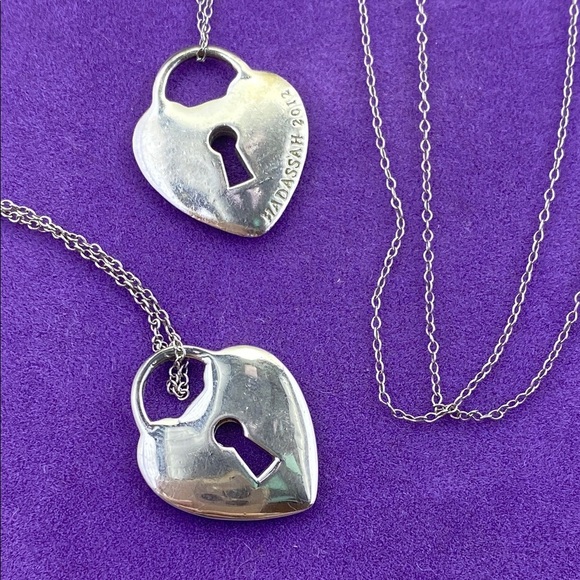 💛 Classic 925 Silver Heart Lock Pendant Necklace - Picture 5 of 7